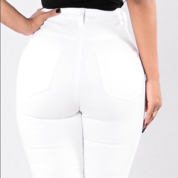 WHITE HIGH RISE FASHIONNOVA JEANS SKINNY SIZE 1  NEW - Picture 2 of 4